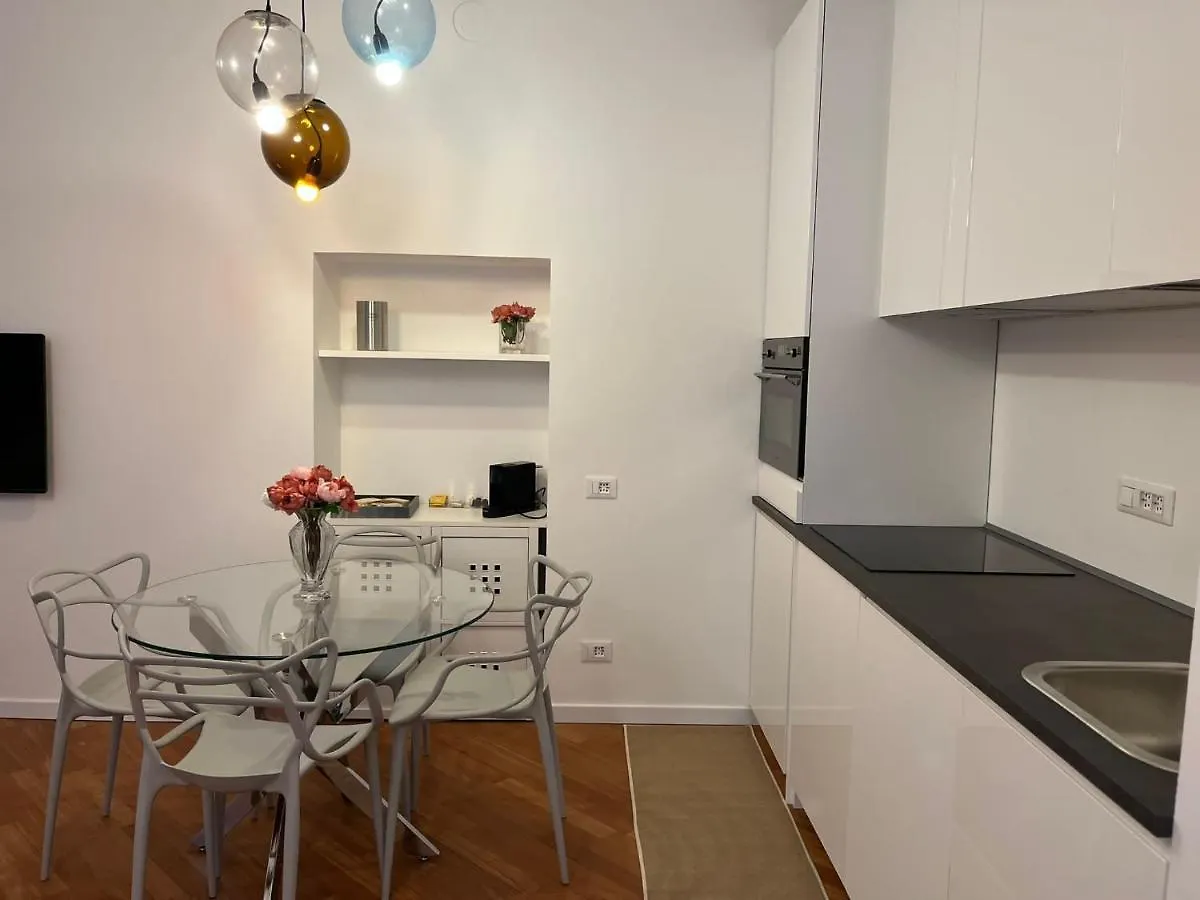 Apartment Casa Vercelli Delizioso Bilocale Moderno Nella Vecchia Milano