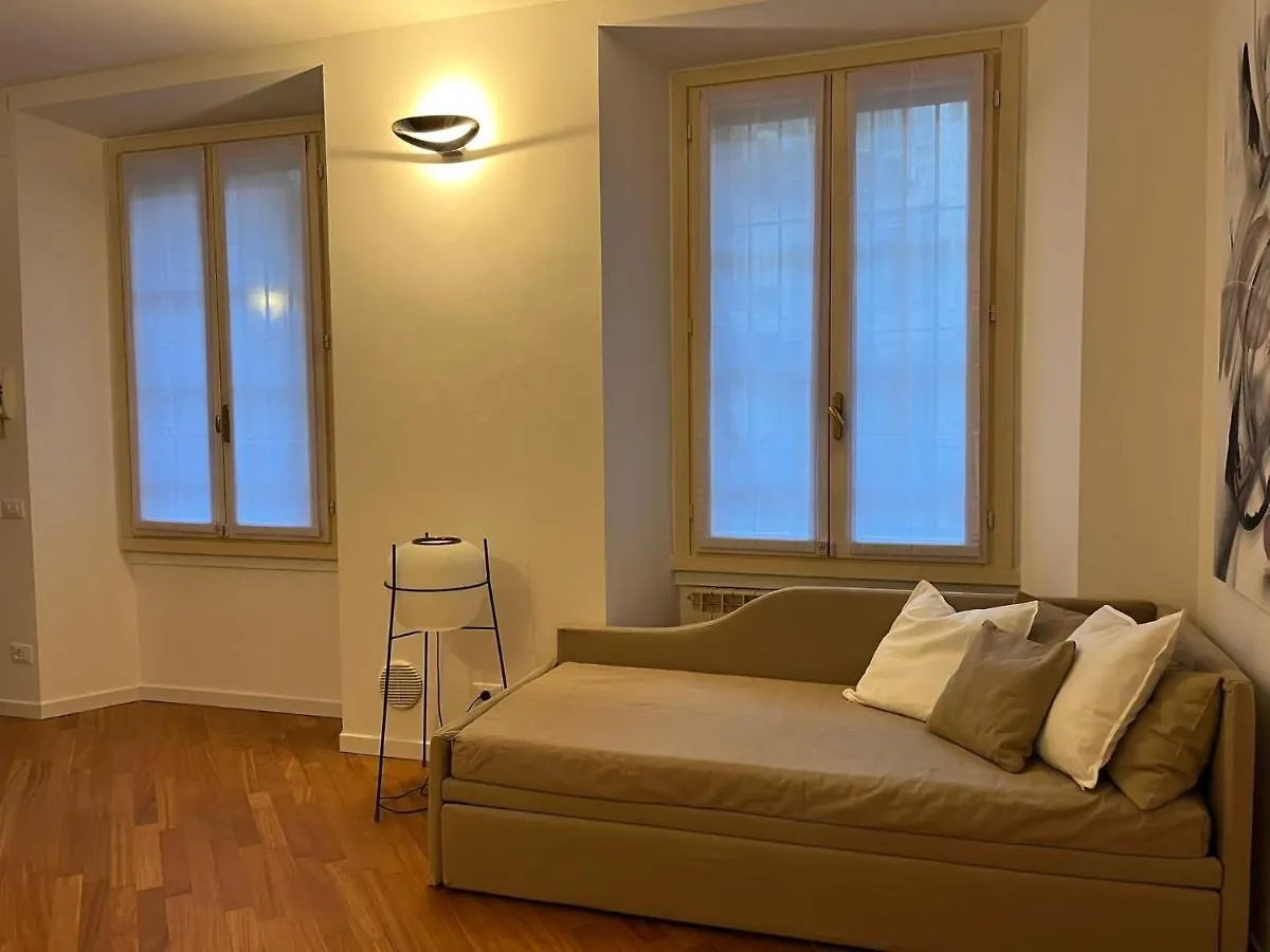 Casa Vercelli Delizioso Bilocale Moderno Nella Vecchia Milano 0*, Milan