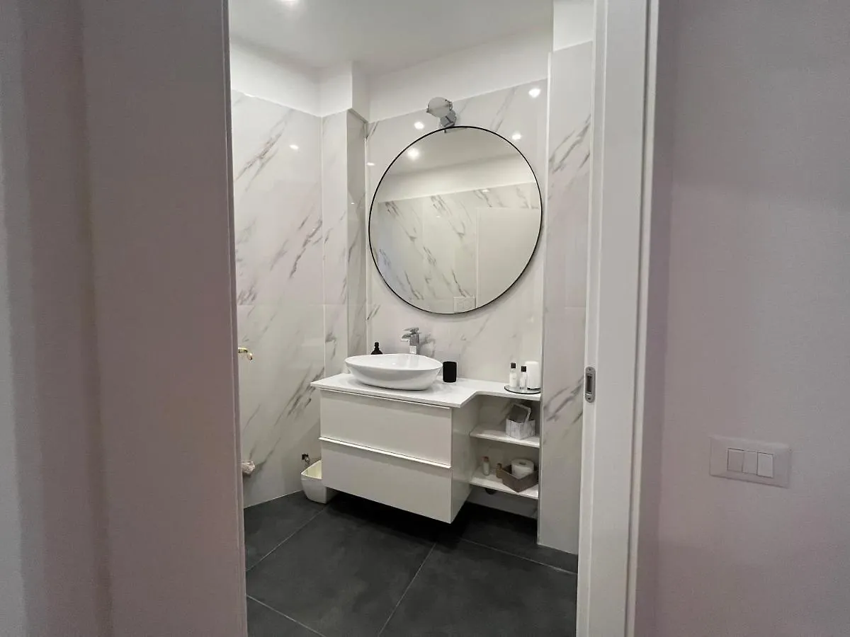 Casa Vercelli Delizioso Bilocale Moderno Nella Vecchia Milano