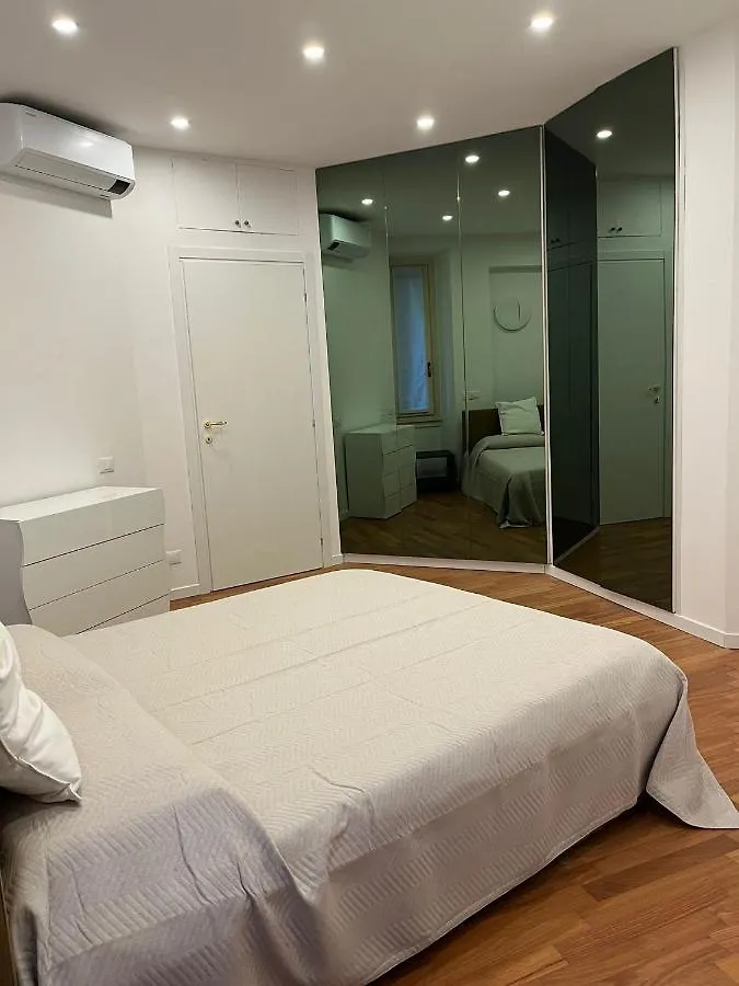 Casa Vercelli Delizioso Bilocale Moderno Nella Vecchia Milano 0*, 밀라노 이탈리아